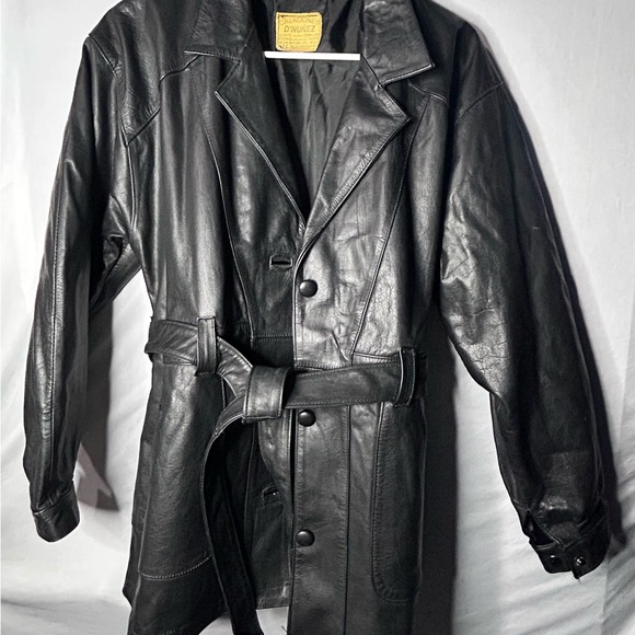 Sold - Picture 1 of 7